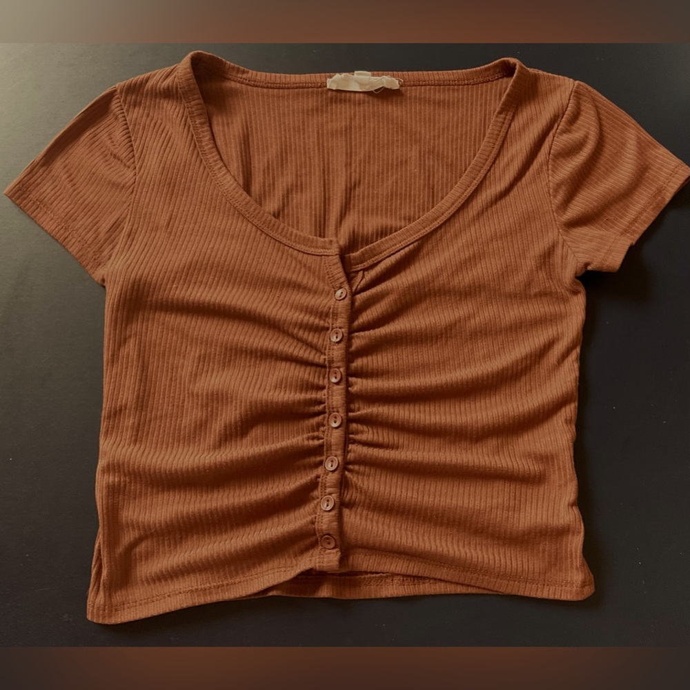 Hippy Rose sz SM Ribbed Crop Top pretty rust color